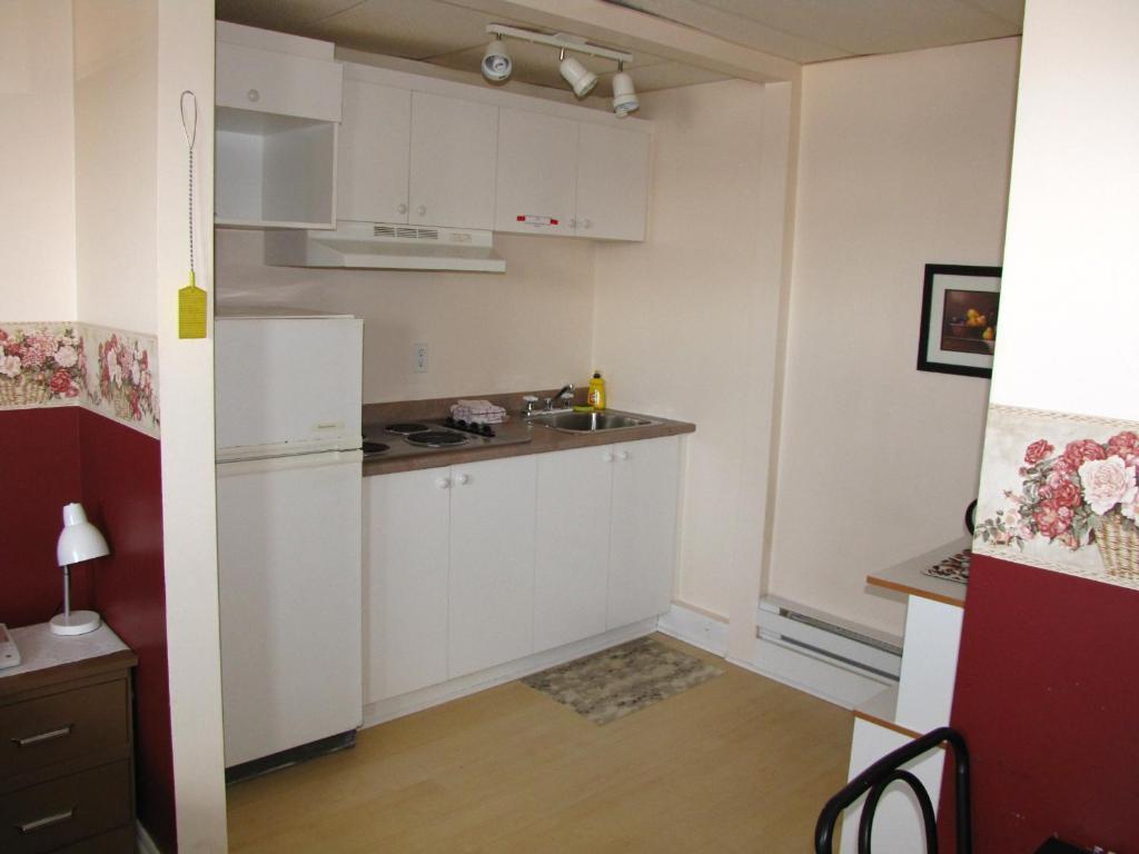Motel & Chalets --Shefford-Waterloo- Habitation Forest מראה חיצוני תמונה