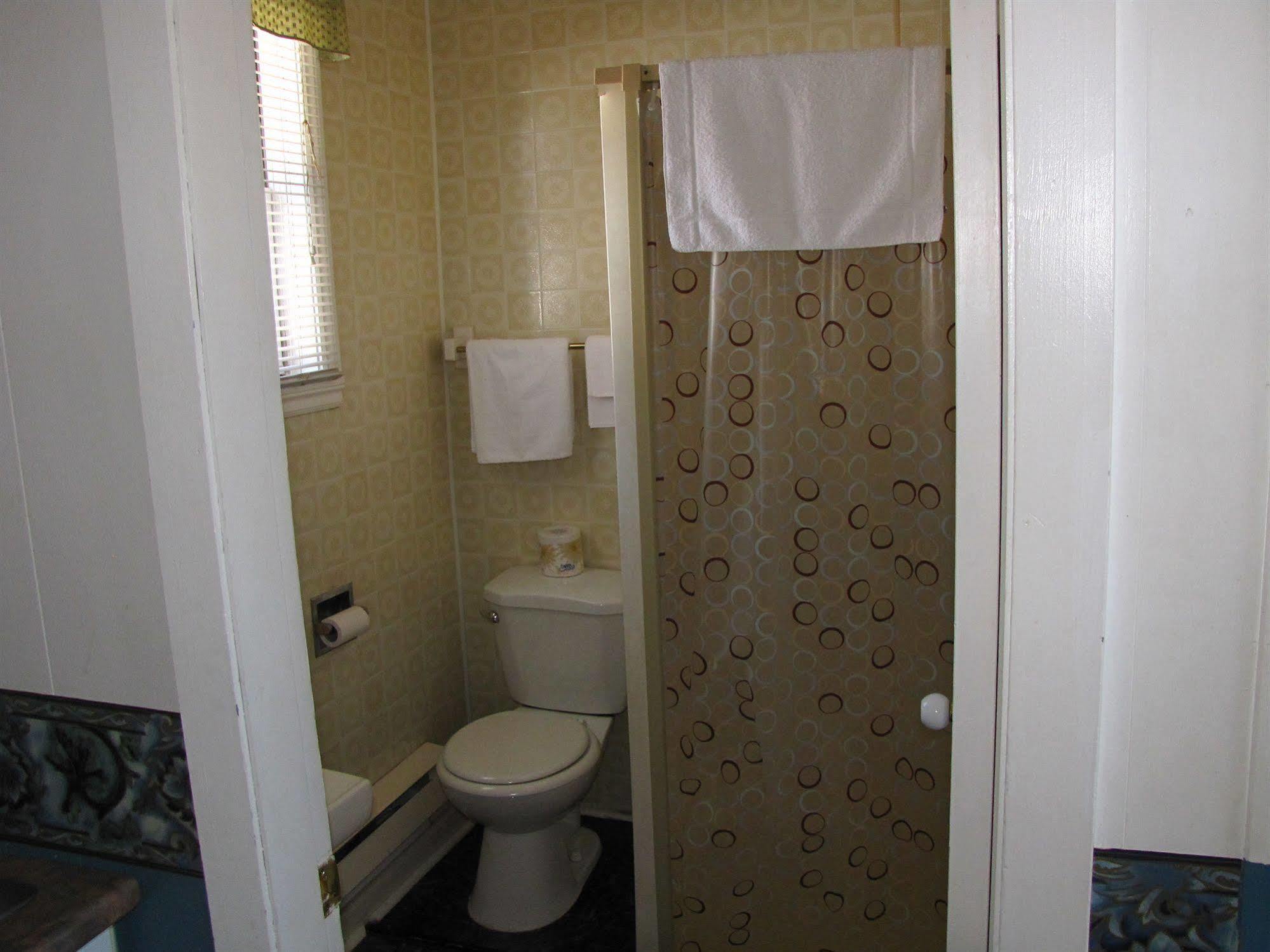 Motel & Chalets --Shefford-Waterloo- Habitation Forest מראה חיצוני תמונה